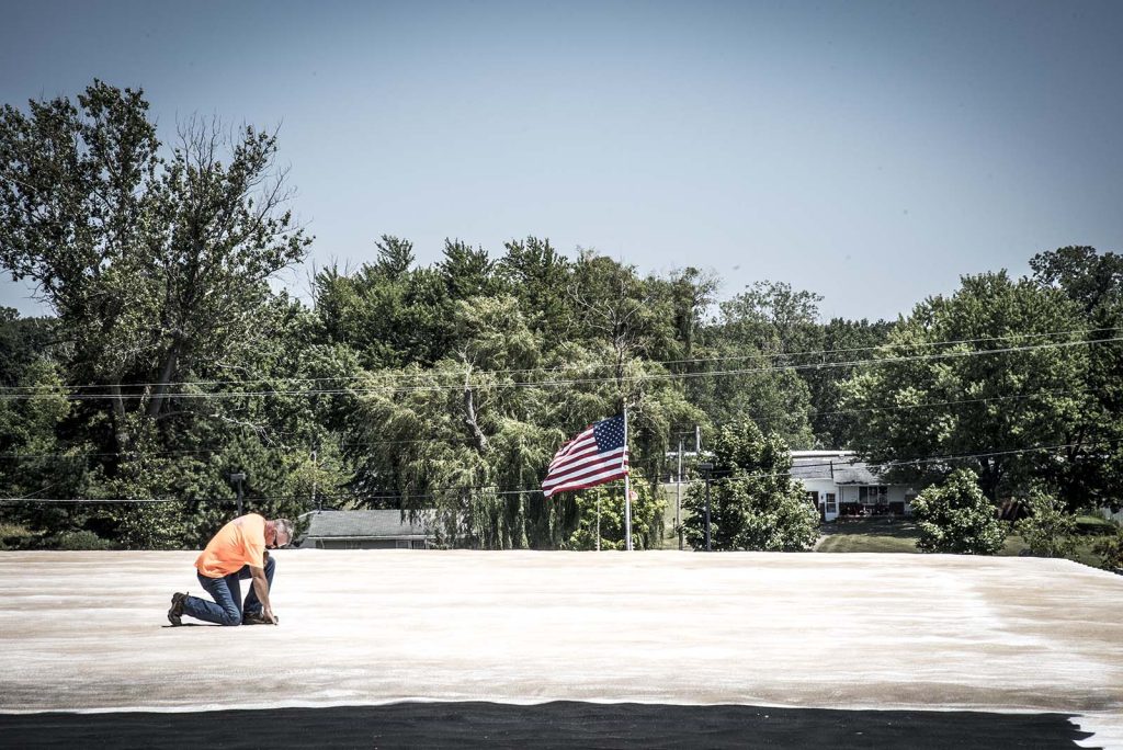 commercial roof repair flat roofing detroit